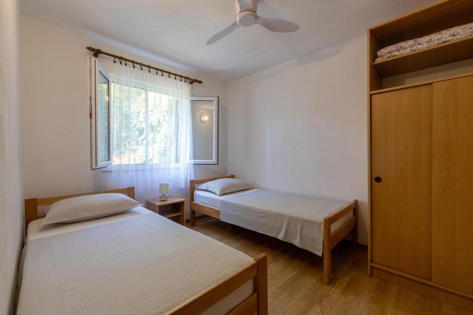 Apartments By The Sea Mudri Dolac, Hvar - 582 Врбоска Екстериор снимка